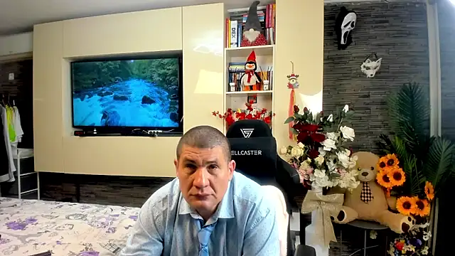 SpartacusDaddy48 online show from 05/08/26, 07:06