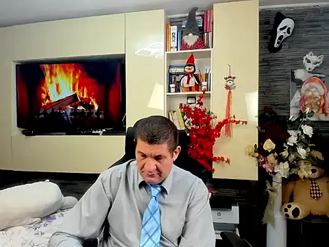 SpartacusDaddy48 online show from 03/19/26, 08:53