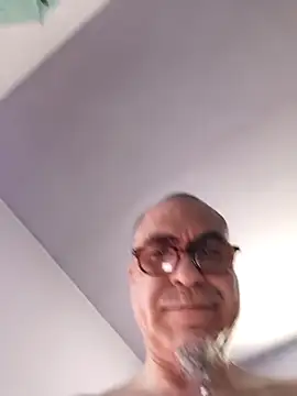 Snapshot of Sp71 chatting on 02/17/26, 06:16 Sp71 online show from 02/17/26, 06:16