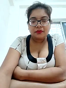 Elie couple143 online show from 11/04/25, 12:25