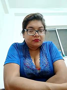 Elie couple143 online show from 12/18/25, 06:56