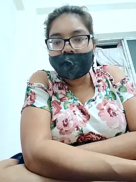 Elie couple143 online show from 10/22/25, 06:40