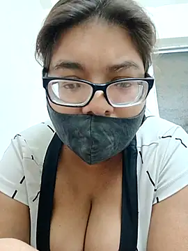 Elie couple143 online show from 11/20/25, 06:30