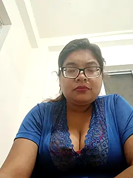 Elie couple143 online show from 12/20/25, 06:33