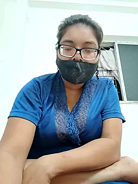 Snapshot of Elie_couple143 chatting on 10/16/25, 06:49 Elie couple143 online show from 10/16/25, 06:49