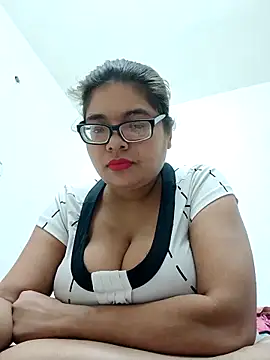 Elie couple143 online show from 11/16/25, 01:21