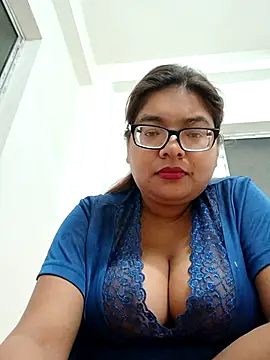 Elie couple143 online show from 11/29/25, 06:19