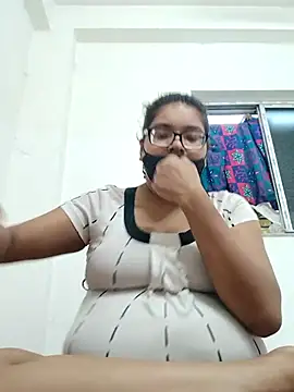 Snapshot of Elie_couple143 chatting on 09/11/25, 11:54 Elie couple143 online show from 09/11/25, 11:54