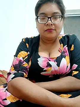 Elie couple143 online show from 12/19/25, 06:43