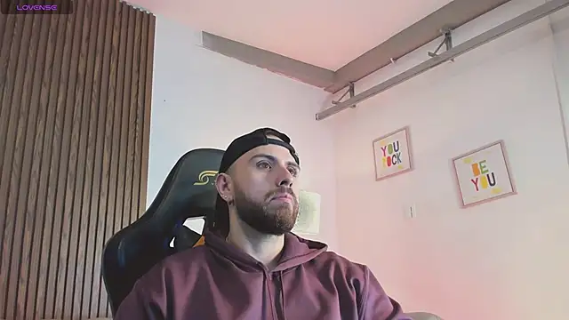 Maximo Wolff online show from 01/13/26, 08:02