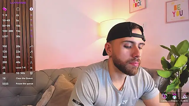 Snapshot of Maximo_Wolff chatting on 02/17/26, 07:55 Maximo Wolff online show from 02/17/26, 07:55