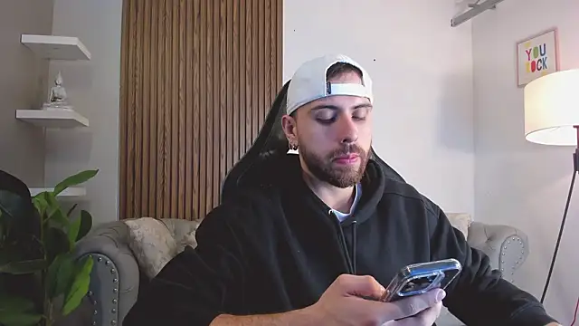 Maximo Wolff online show from 03/21/26, 04:03