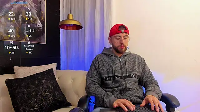 Maximo Wolff online show from 10/19/25, 10:01