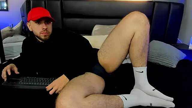 Maximo Wolff online show from 09/18/25, 09:07