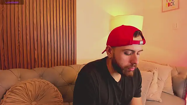 Snapshot of Maximo_Wolff chatting on 01/18/26, 10:02 Maximo Wolff online show from 01/18/26, 10:02