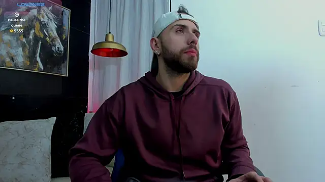 Maximo Wolff online show from 11/04/25, 08:12