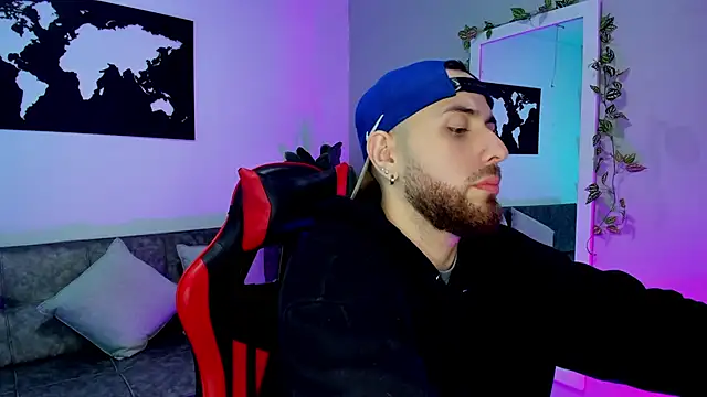 Maximo Wolff online show from 11/27/25, 07:36