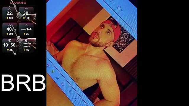 Maximo Wolff online show from 12/05/25, 06:34