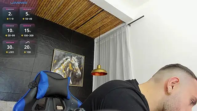 Maximo Wolff online show from 10/25/25, 11:49