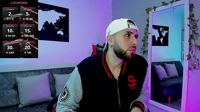 Maximo Wolff online show from 11/28/25, 07:58