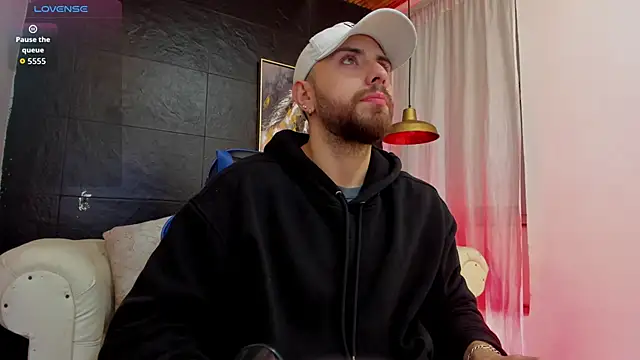 Maximo Wolff online show from 11/02/25, 08:03