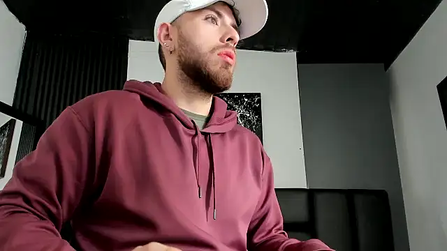 Maximo Wolff online show from 09/26/25, 08:05