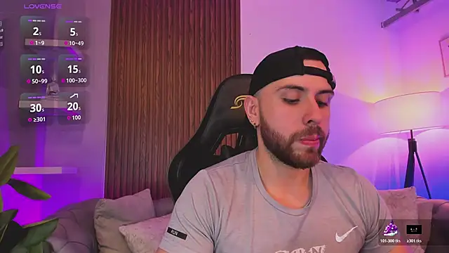 Snapshot of Maximo_Wolff chatting on 02/05/26, 07:53 Maximo Wolff online show from 02/05/26, 07:53