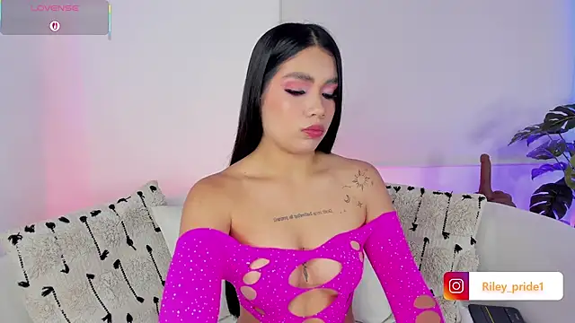 Cutie Riley online show from 10/09/25, 03:34