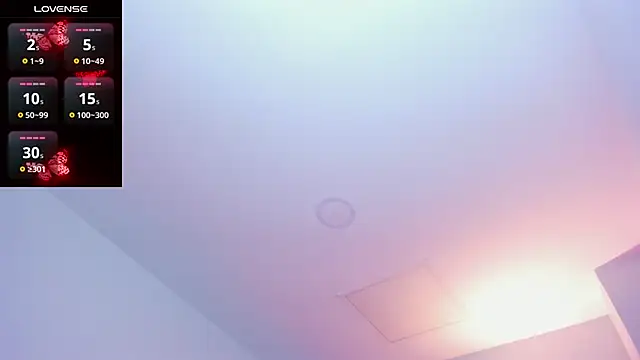 Snapshot of Azurra_amatto2 chatting on 06/18/26, 08:58 Azurra amatto2 online show from 06/18/26, 08:58