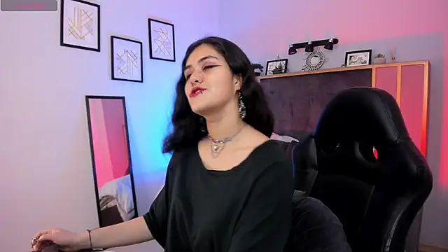 Azurra amatto2 online show from 12/17/25, 08:25