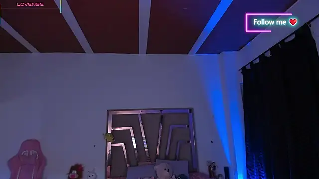 lunaarose online show from 02/19/26, 03:36