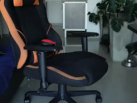 Snapshot of Vbenz28 chatting on 02/28/26, 02:50 Vbenz28 online show from 02/28/26, 02:50