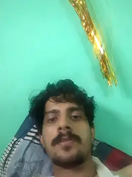 Snapshot of Sushant001 chatting on 10/15/25, 05:39 Sushant001 online show from 10/15/25, 05:39