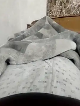 Snapshot of young18indian chatting on 01/08/26, 02:39 young18indian online show from 01/08/26, 02:39