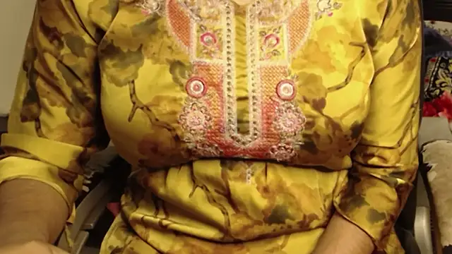 campornlive71 online show from 02/11/26, 03:23