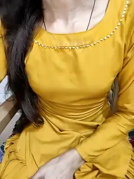 Snapshot of Cute_Manju01 chatting on 10/21/25, 05:29 Cute Manju01 online show from 10/21/25, 05:29