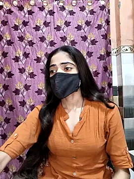 Snapshot of Cute_Manju01 chatting on 12/17/25, 04:06 Cute Manju01 online show from 12/17/25, 04:06