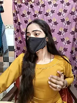 Snapshot of Cute_Manju01 chatting on 11/30/25, 04:57 Cute Manju01 online show from 11/30/25, 04:57