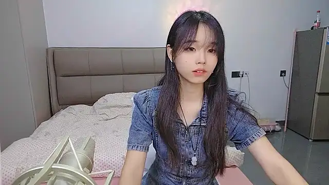 kexin a online show from 09/17/25, 04:58