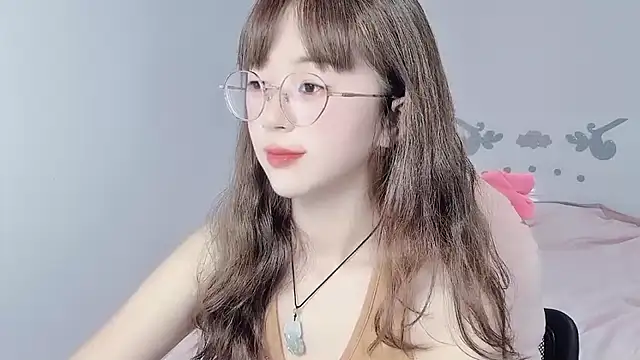 nini a online show from 09/13/25, 01:49