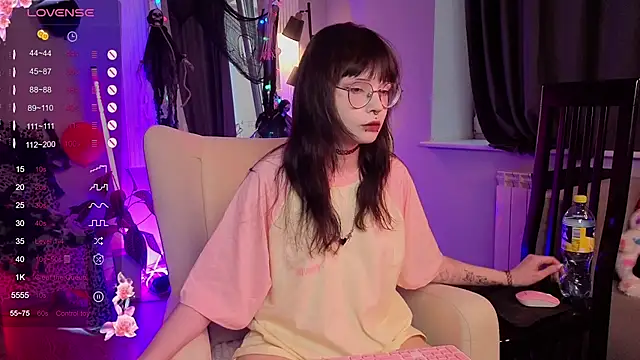 Misa Perfect online show from 11/01/25, 11:59