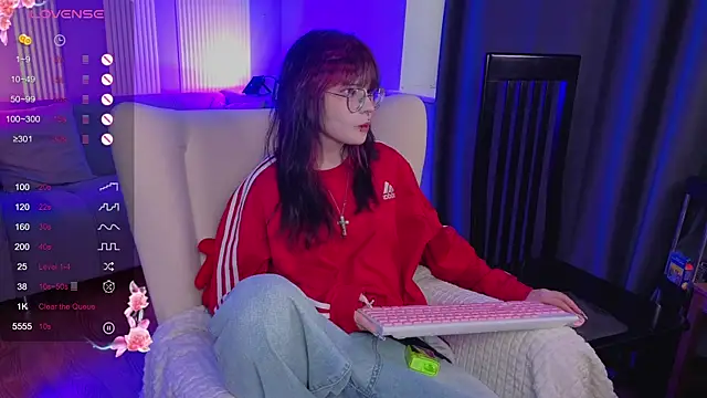 Misa Perfect online show from 10/08/25, 11:56