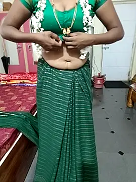 Snapshot of Swapna_kannada chatting on 10/09/25, 03:29 Swapna kannada online show from 10/09/25, 03:29