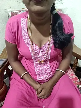 Snapshot of Swapna_kannada chatting on 09/29/25, 04:23 Swapna kannada online show from 09/29/25, 04:23