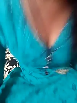 Snapshot of Swapna_kannada chatting on 10/10/25, 10:16 Swapna kannada online show from 10/10/25, 10:16