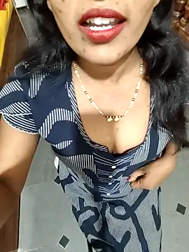 Snapshot of Swapna_kannada chatting on 01/18/26, 10:18 Swapna kannada online show from 01/18/26, 10:18