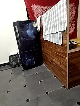 Snapshot of Swapna_kannada chatting on 04/15/26, 03:27 Swapna kannada online show from 04/15/26, 03:27