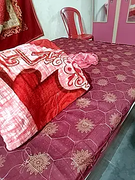 Snapshot of Swapna_kannada chatting on 04/04/26, 04:19 Swapna kannada online show from 04/04/26, 04:19