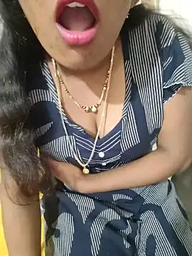 Snapshot of Swapna_kannada chatting on 05/17/26, 12:21 Swapna kannada online show from 05/17/26, 12:21