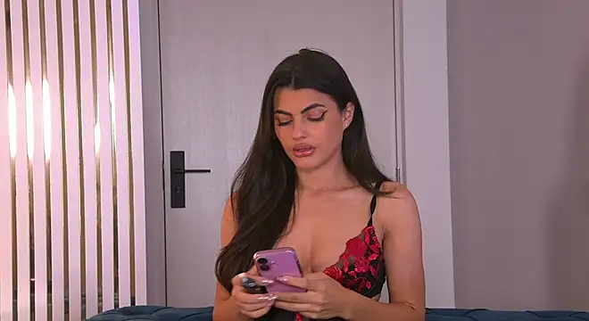 YasminaMoon online show from 10/15/25, 03:38